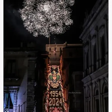 Attico Con Balcone Sulla Scalinata Di Caltagirone, Con Vista Mozzafiato, Cucina Attrezzata E Ottima Connessione Wi-fi Holiday home