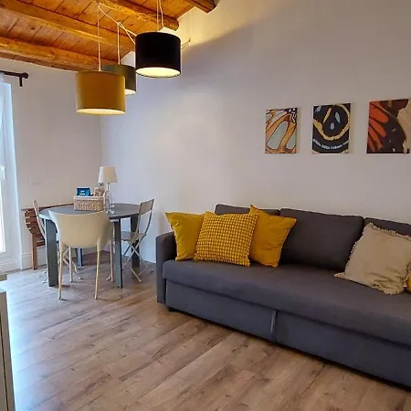Attico Con Balcone Sulla Scalinata Di Caltagirone, Con Vista Mozzafiato, Cucina Attrezzata E Ottima Connessione Wi-fi